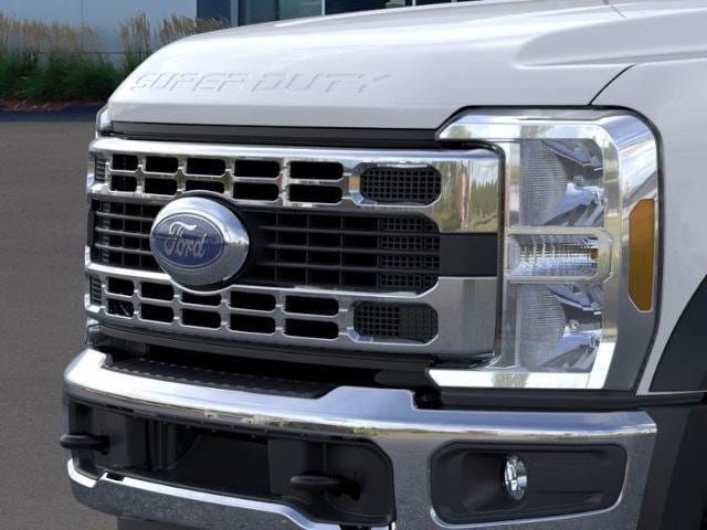 New 2026 Ford F600 4x4 Regular Cab Super Duty w/ XL Chrome Package image 17