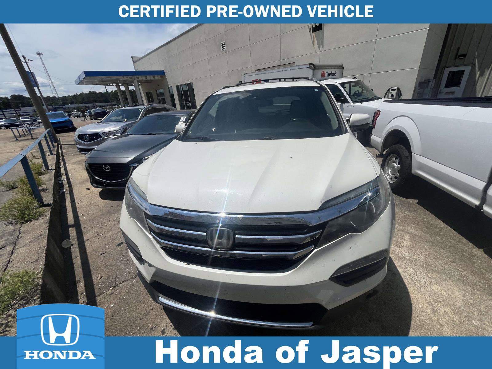 Used 2017 Honda Pilot Elite image 1