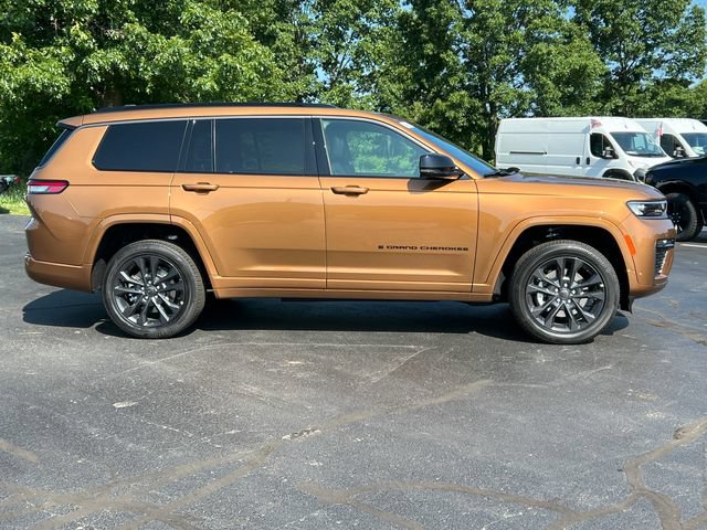 New 2026 Jeep Grand Cherokee L Limited AWD/4WD image 47