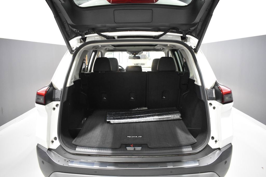 Certified 2023 Nissan Rogue SV w/ SV Premium B Package image 34