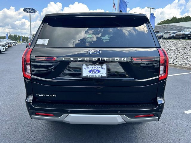New 2026 Ford Expedition Platinum w/ Driver's Package AWD/4WD image 4