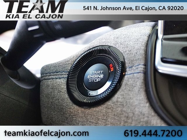 Used 2024 Jeep Compass Latitude image 28