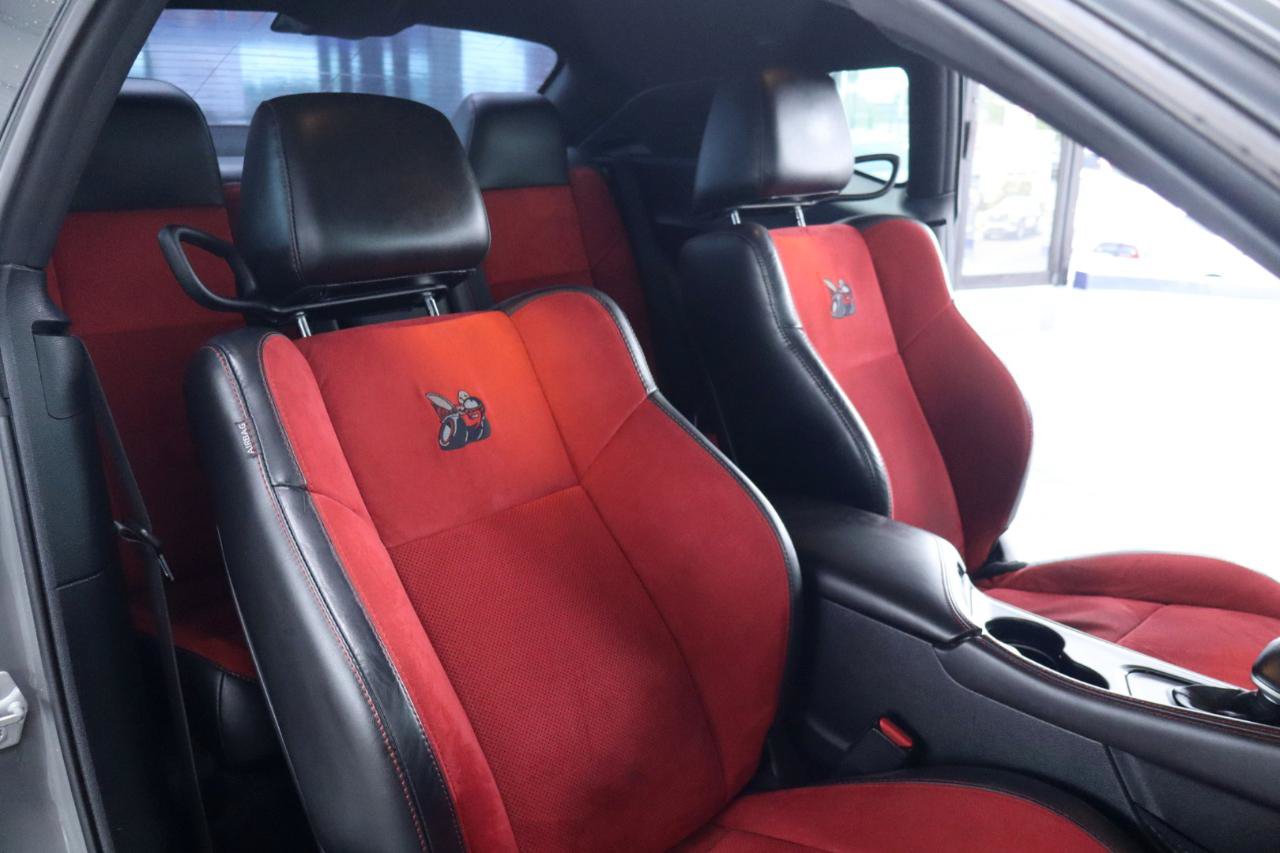 Used 2018 Dodge Challenger R/T Scat Pack w/ Dynamics Package RWD image 35