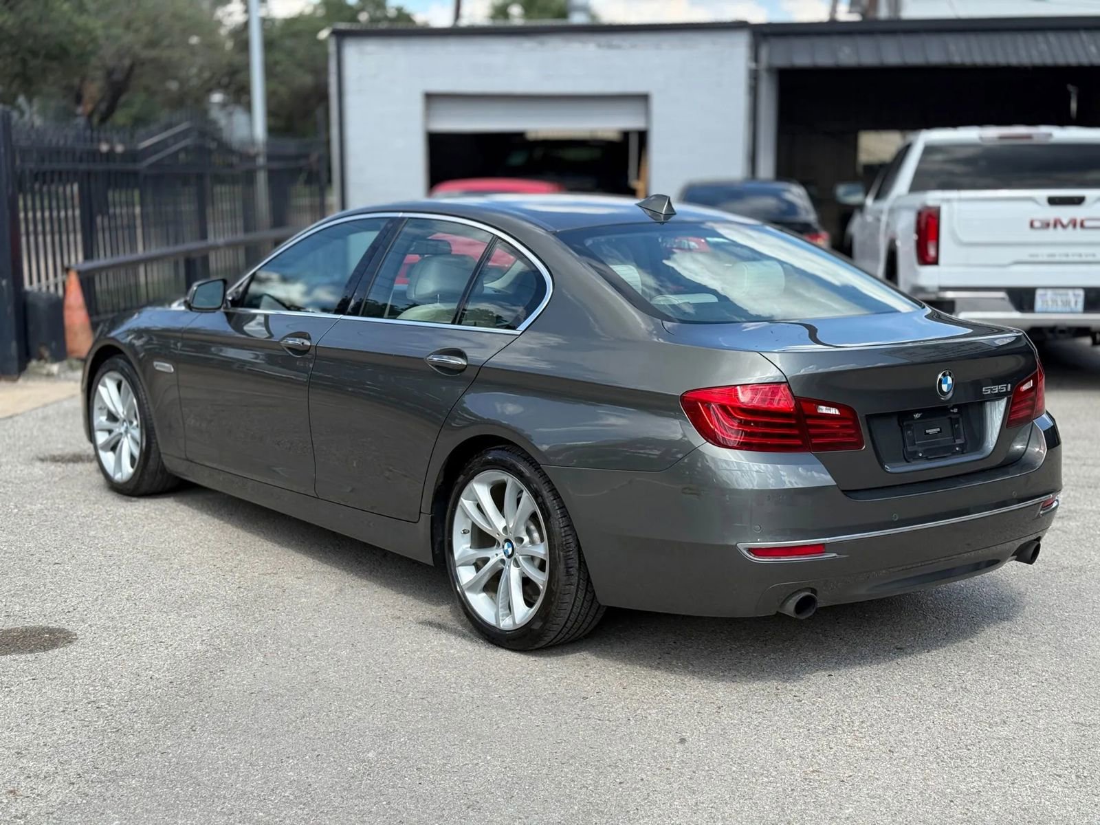 Used 2014 BMW 535i Sedan image 6