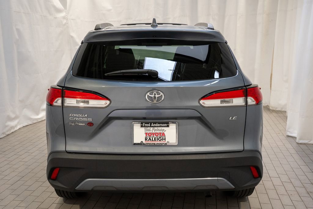 Used 2023 Toyota Corolla Cross LE image 5