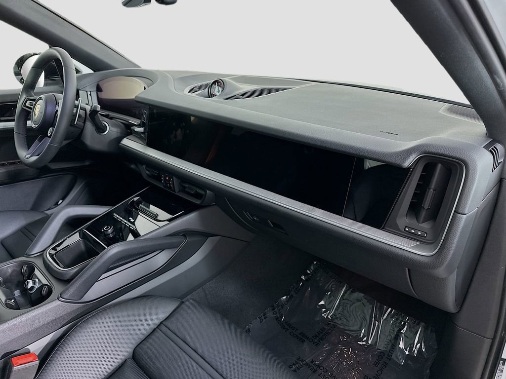 New 2026 Porsche Cayenne Coupe AWD/4WD image 31