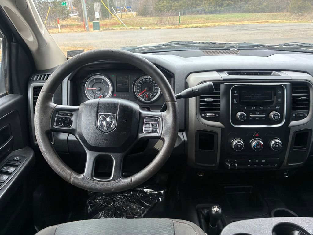 Used 2018 RAM 2500 Tradesman w/ Chrome Appearance Group AWD/4WD image 32