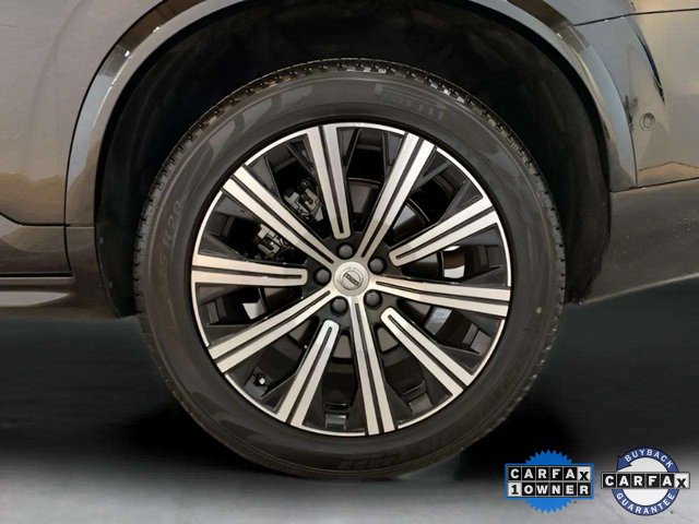 Used 2025 Volvo XC90 B6 Plus image 32