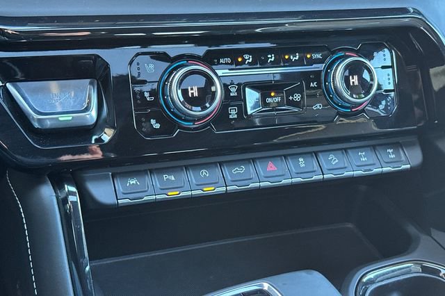 Used 2023 GMC Sierra 1500 AT4X image 23