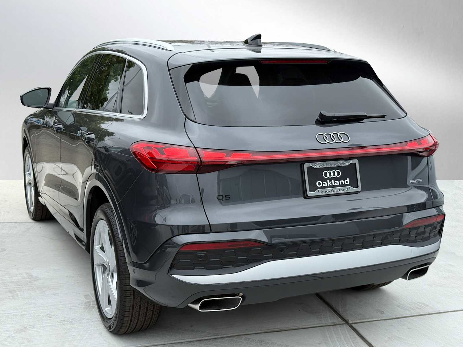 New 2025 Audi Q5 Prestige image 4