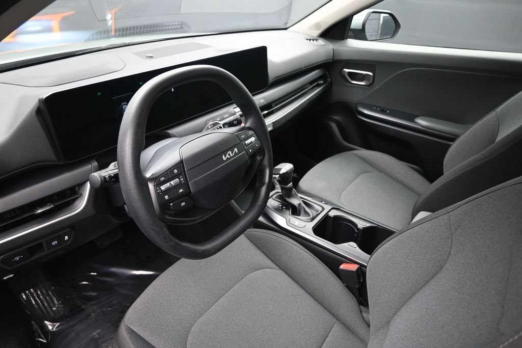 Used 2025 Kia K4 FWD image 19