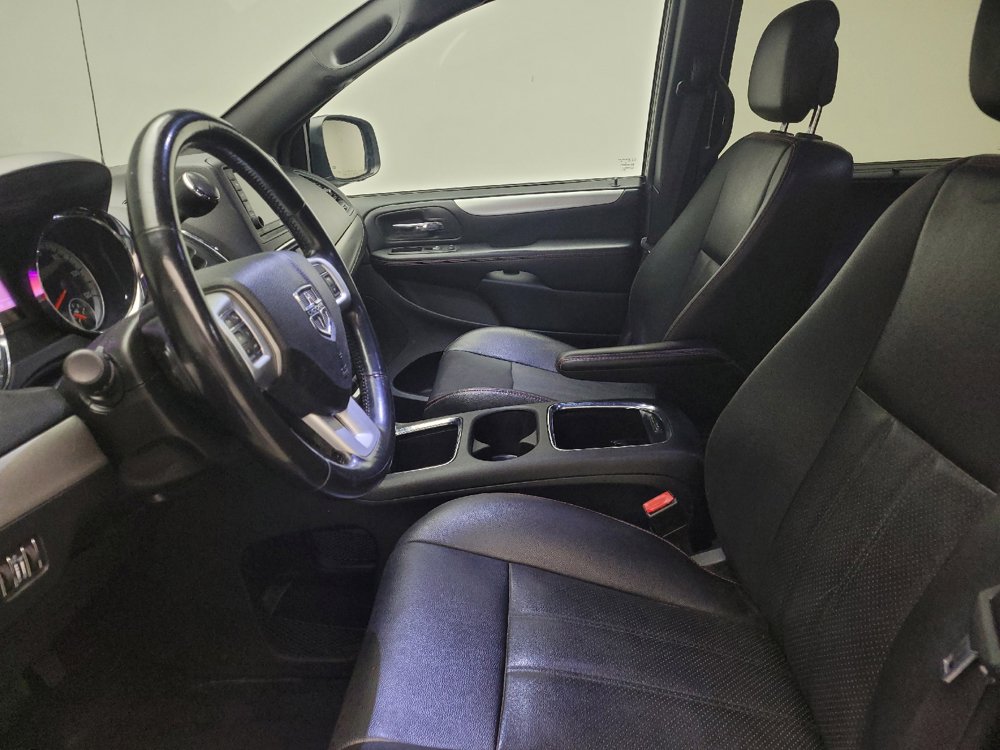 Used 2019 Dodge Grand Caravan GT FWD image 17