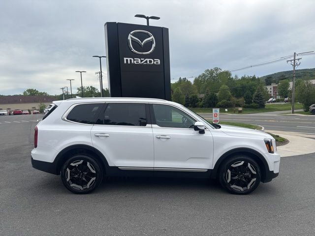 Used 2024 Kia Telluride S w/ S Sunroof Package AWD/4WD image 16