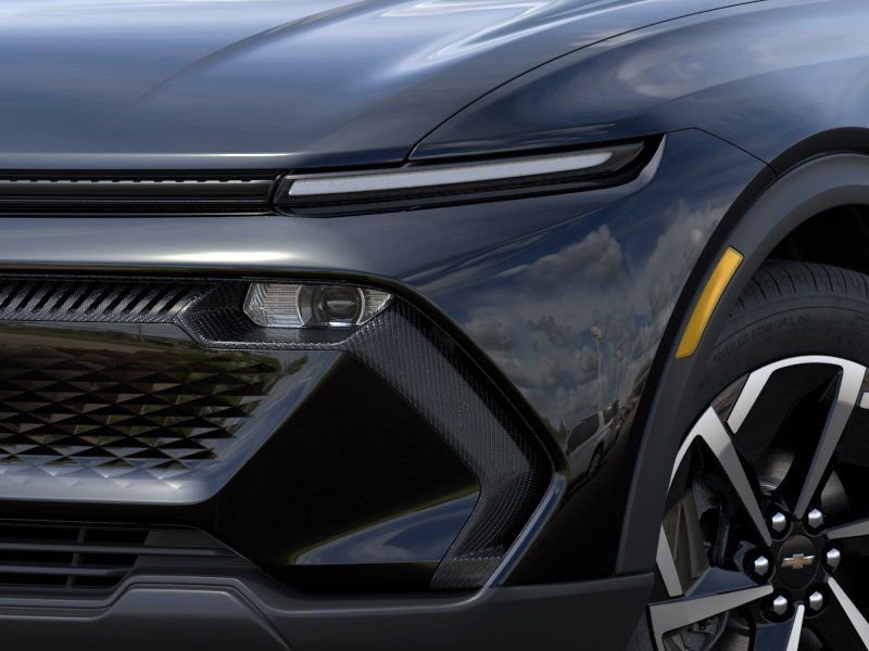 New 2026 Chevrolet Equinox EV LT FWD image 10