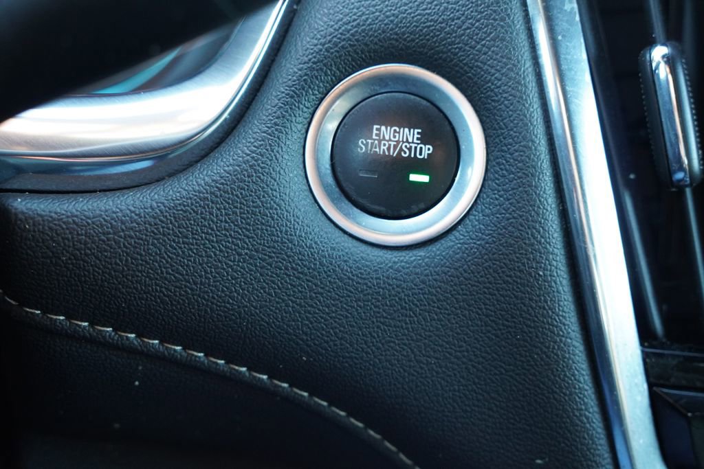 Used 2023 Chevrolet Traverse LT image 31