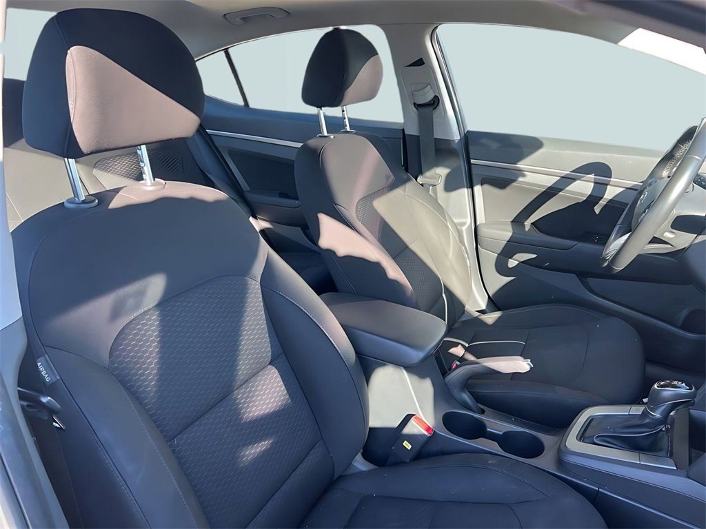 Used 2020 Hyundai Elantra Value Edition w/ Cargo Package (C1) image 10