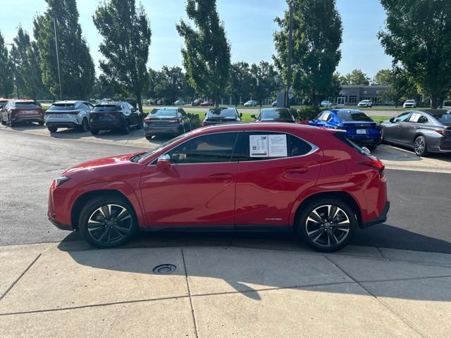 Certified 2022 Lexus UX 250h w/ Premium Package AWD/4WD image 4