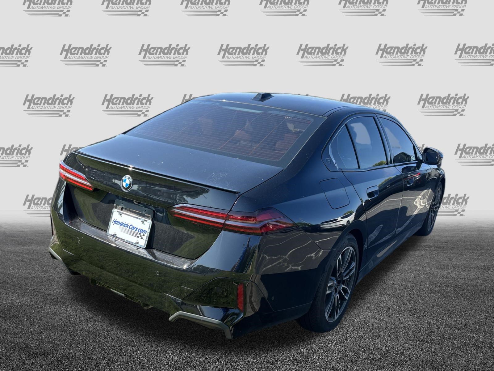 Certified 2024 BMW 530i xDrive w/ M Sport Package AWD/4WD image 10