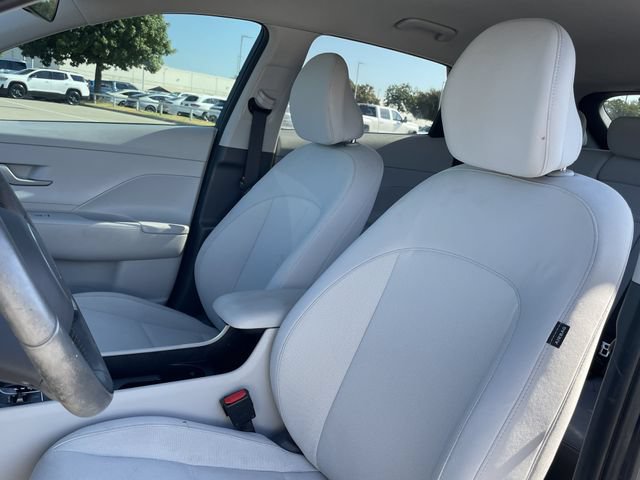 Used 2025 Hyundai Kona SEL AWD/4WD image 24