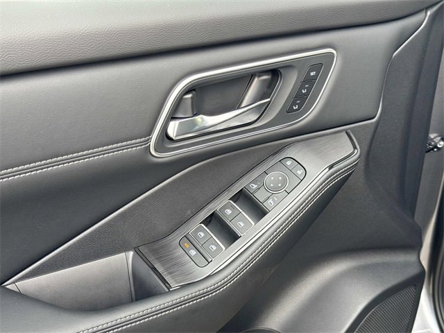 New 2026 Nissan Rogue Platinum w/ Platinum Premium Package image 24