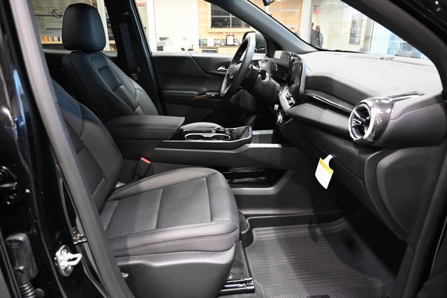 New 2026 Chevrolet Equinox LT w/ Convenience Package II image 11