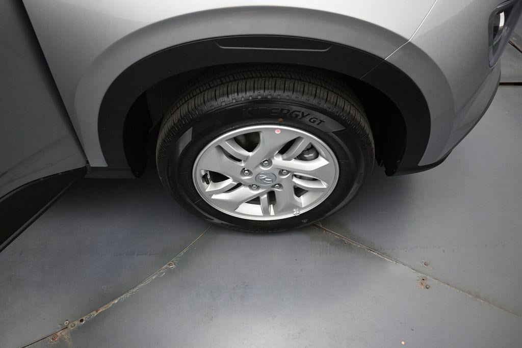 New 2026 Hyundai Venue SE FWD image 30