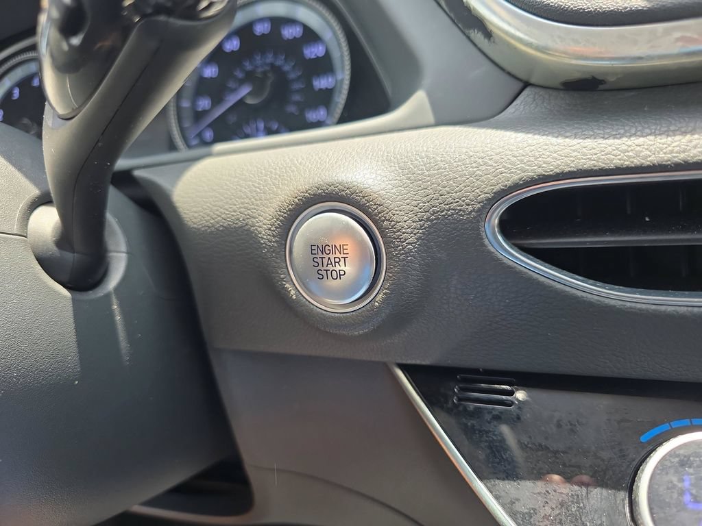 Used 2022 Hyundai Sonata SEL FWD image 22