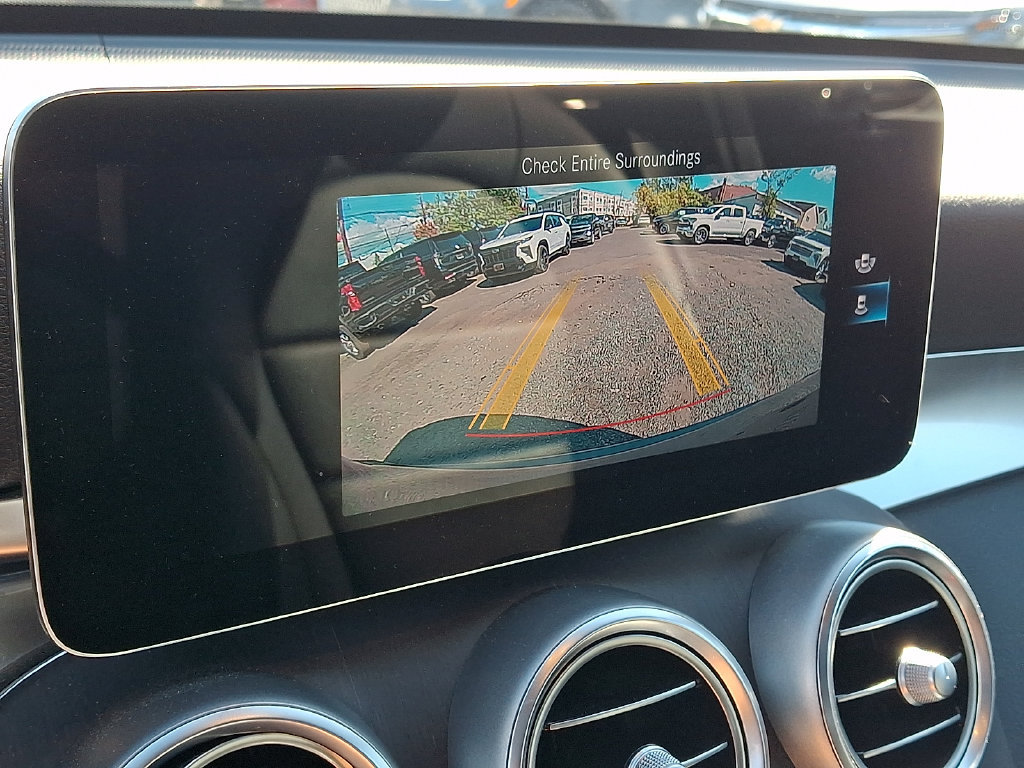 Used 2020 Mercedes-Benz GLC 300 4MATIC image 16