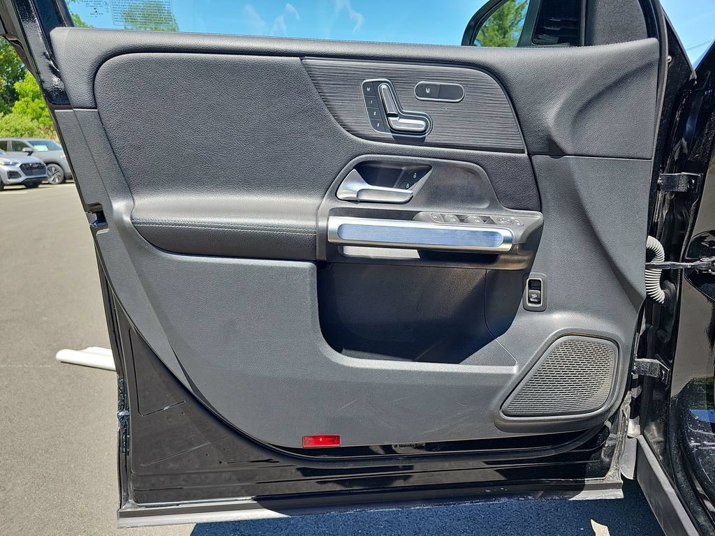 Used 2023 Mercedes-Benz GLB 250 4MATIC image 20