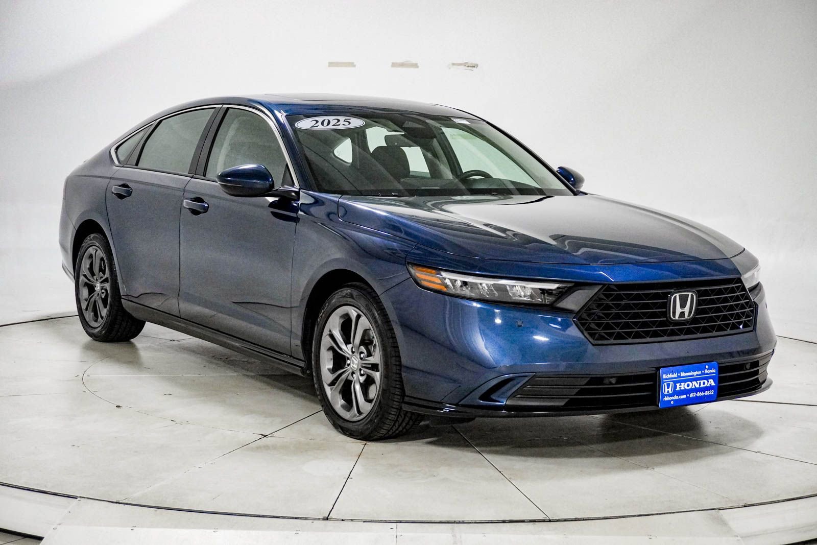 Certified 2025 Honda Accord EX-L image 13