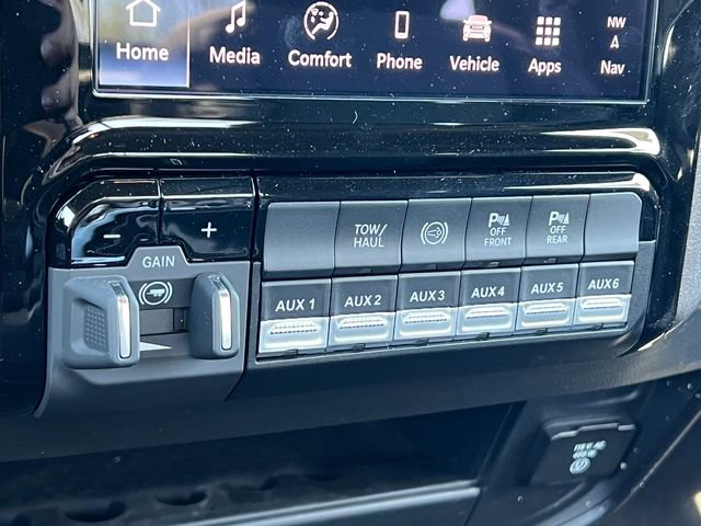 New 2026 RAM 3500 Tradesman AWD/4WD image 32