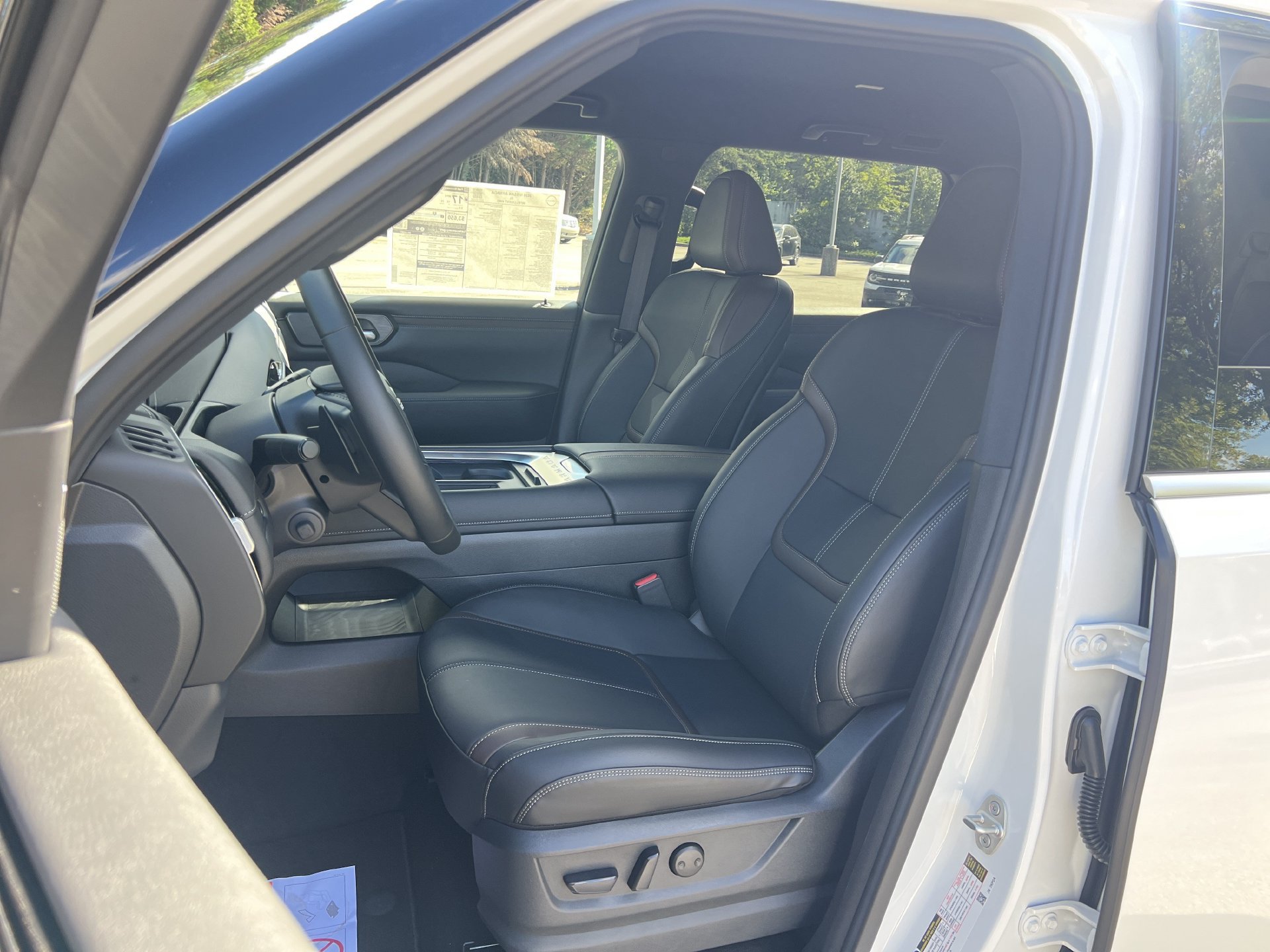 New 2026 Nissan Armada SL AWD/4WD image 15