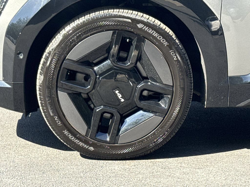 Used 2024 Kia EV9 GT-Line AWD/4WD image 19