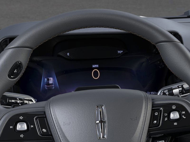 New 2025 Lincoln Aviator AWD image 13