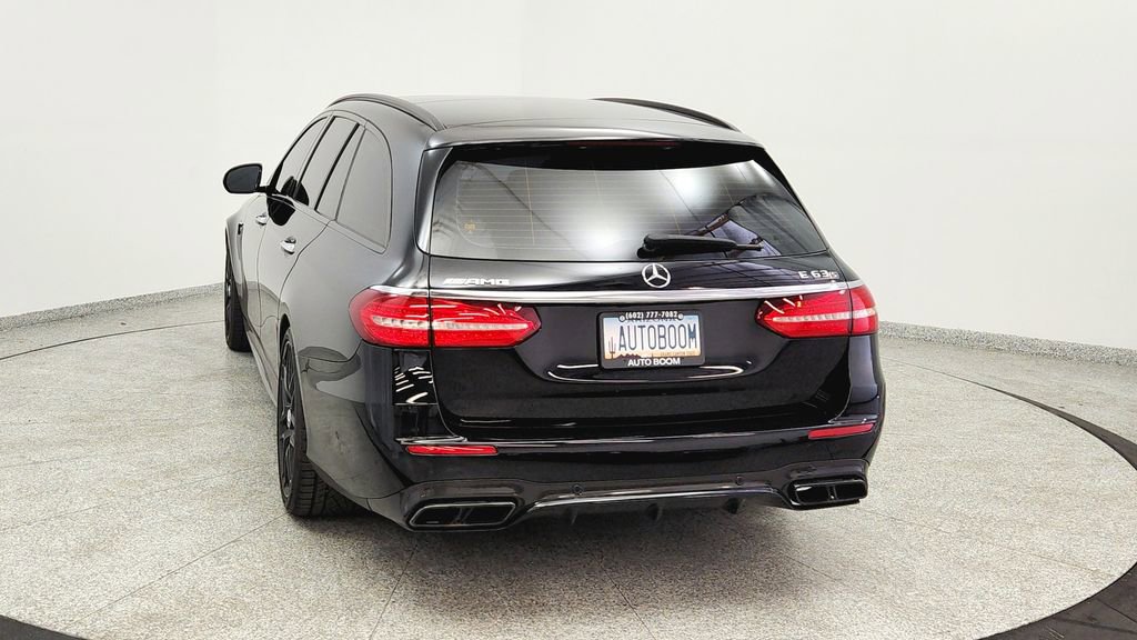Used 2020 Mercedes-Benz E 63 AMG S image 4