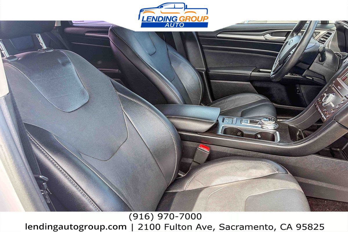 Used 2017 Ford Fusion Energi Titanium FWD image 15