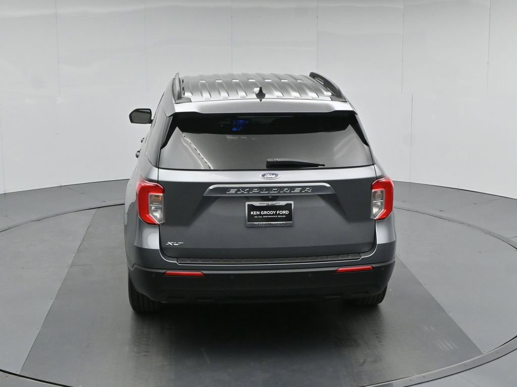 Certified 2023 Ford Explorer XLT RWD image 45