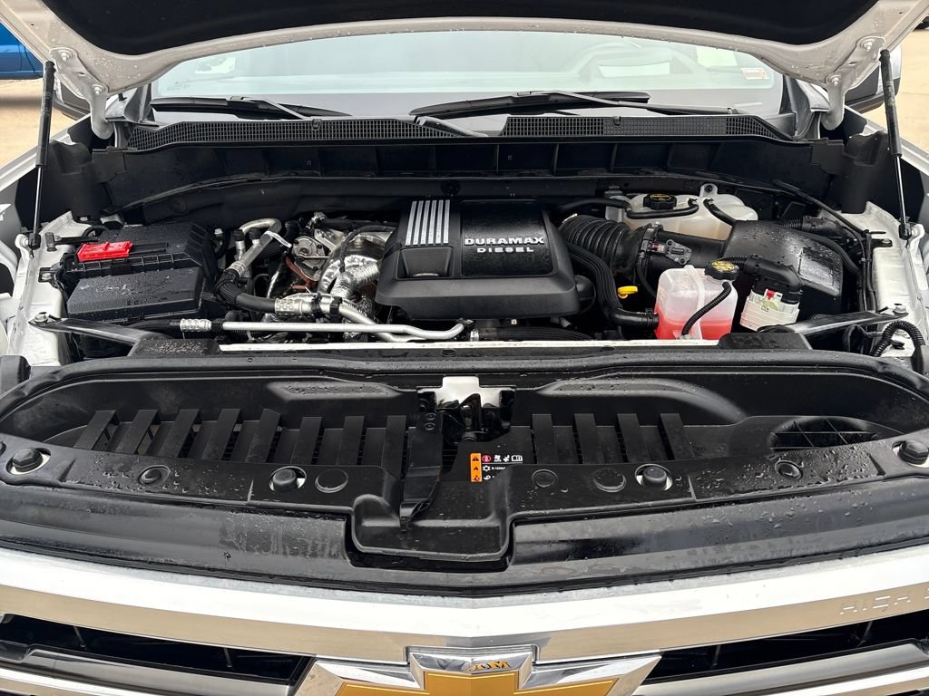 Used 2025 Chevrolet Silverado 1500 High Country AWD/4WD image 28