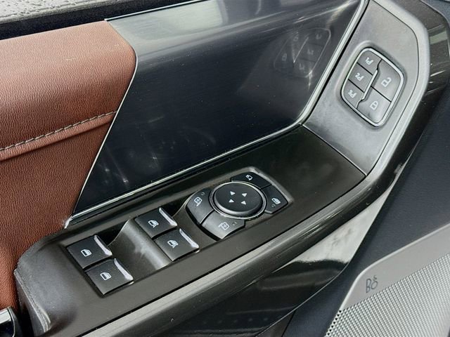 Used 2023 Ford F150 Lariat image 18