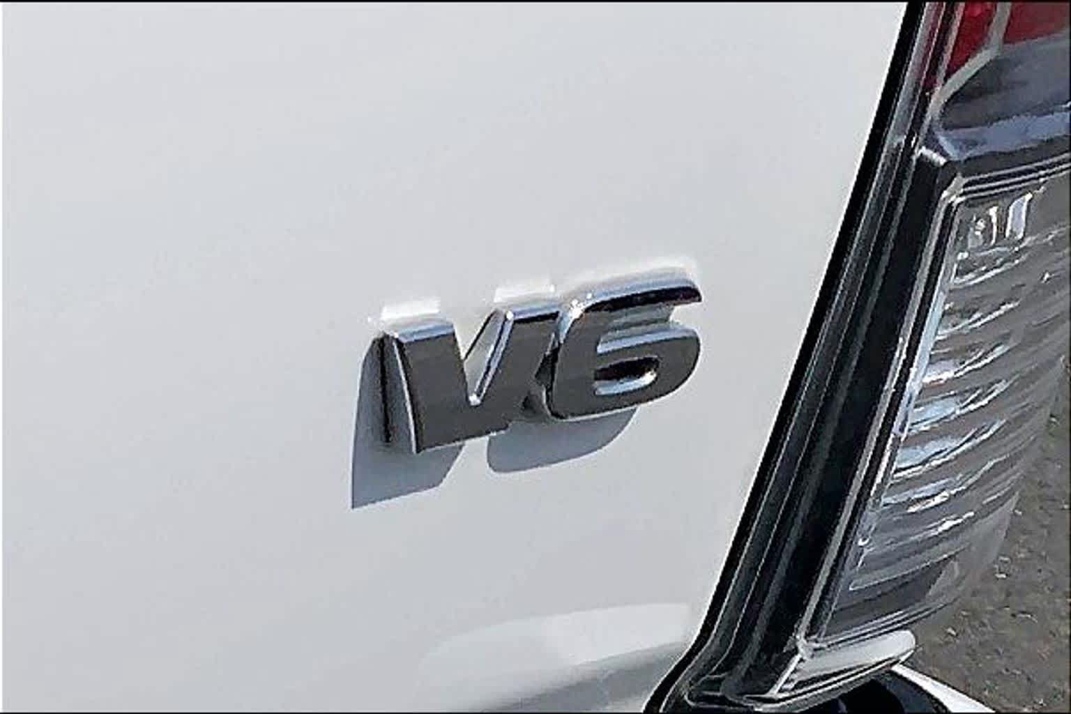 Certified 2023 Toyota Tacoma TRD Sport AWD/4WD image 9