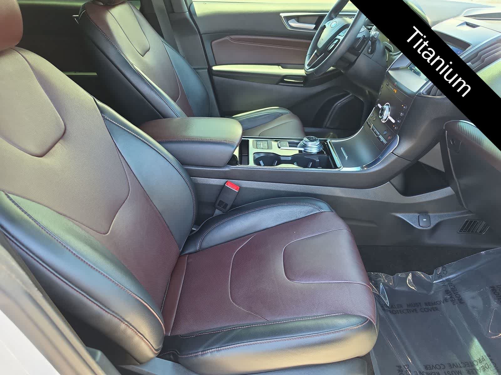 Used 2020 Ford Edge Titanium w/ Equipment Group 301A AWD/4WD image 19