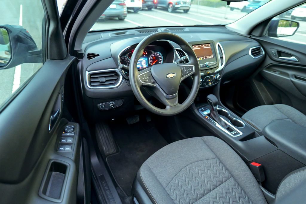 Used 2023 Chevrolet Equinox LT AWD/4WD image 16