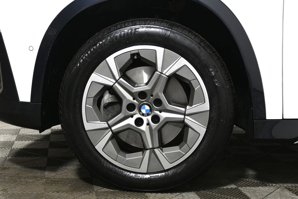 Certified 2023 BMW X1 xDrive28i image 12