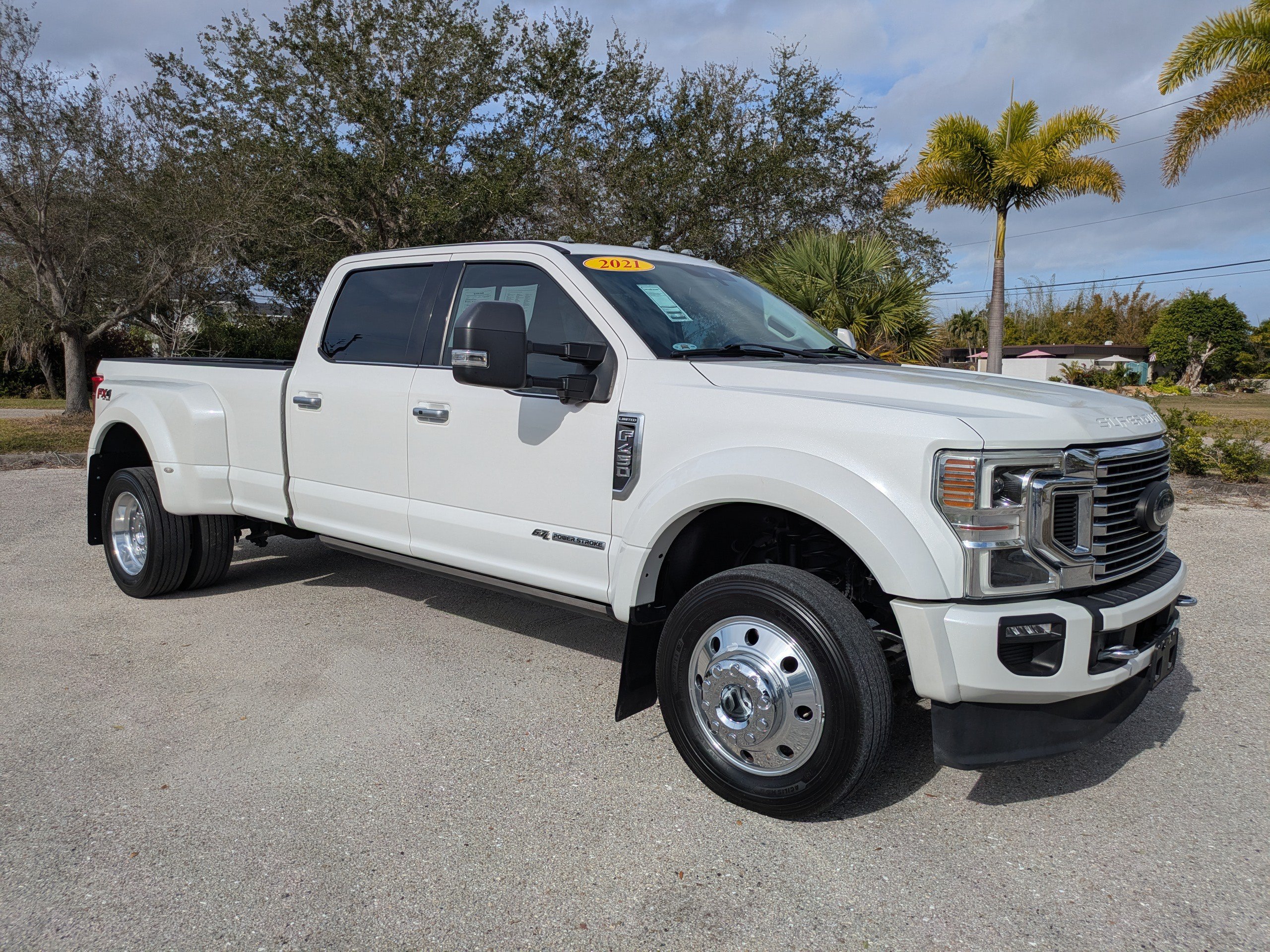 Used 2021 Ford F450 Limited w/ FX4 Off-Road Package AWD/4WD image 2