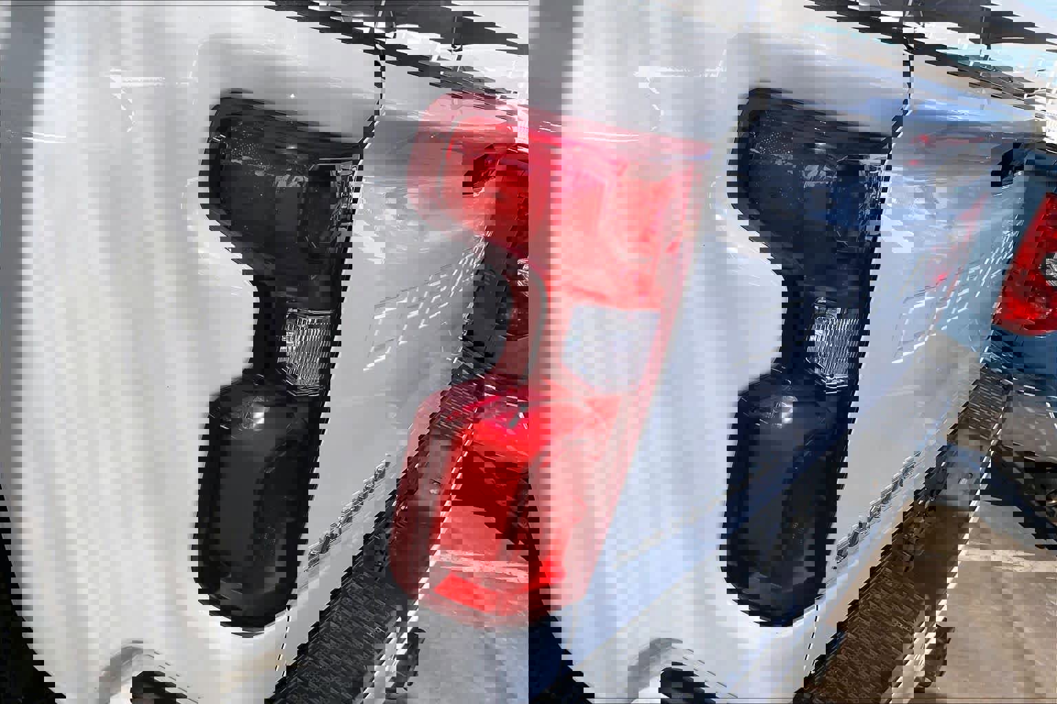 Used 2022 Chevrolet Silverado 2500 High Country w/ Technology Package image 28