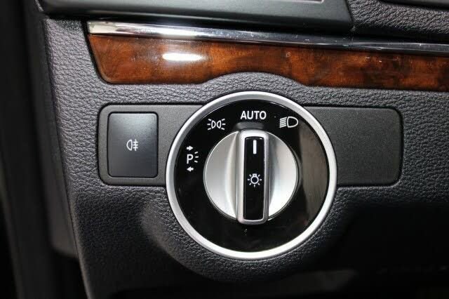 Used 2013 Mercedes-Benz E 350 image 54