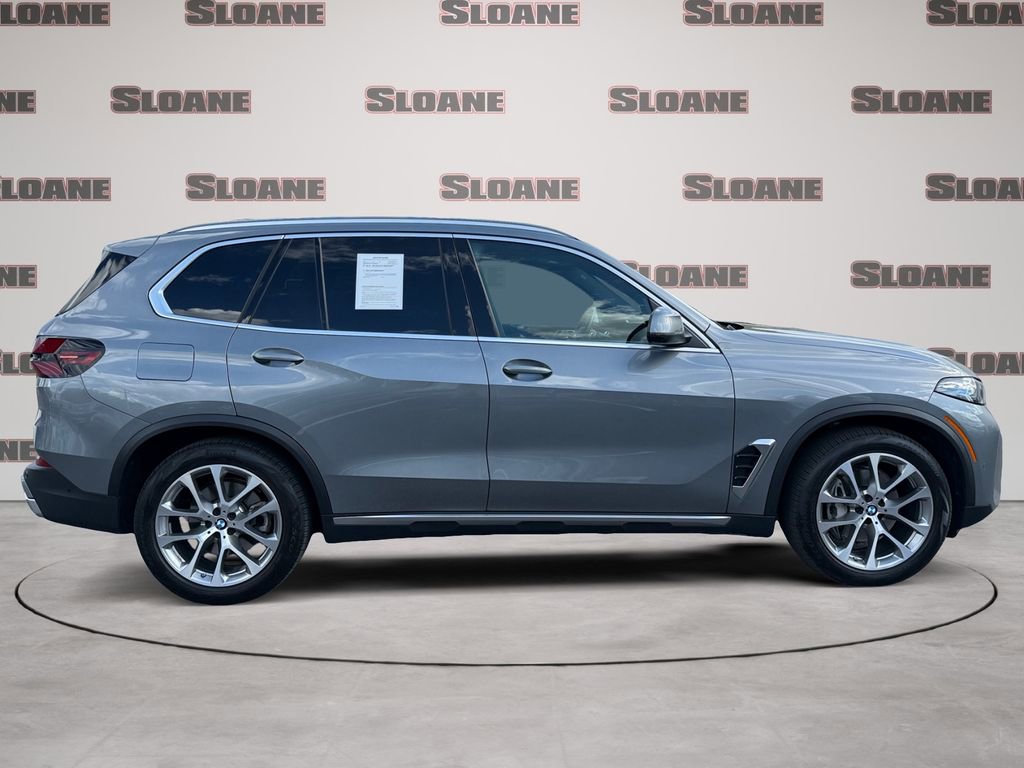 Certified 2024 BMW X5 xDrive40i w/ Premium Package AWD/4WD image 6