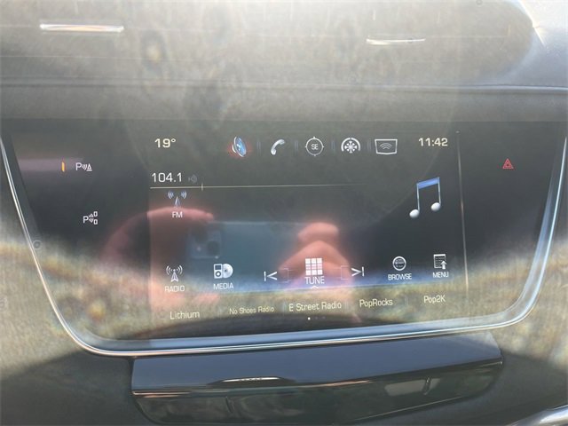 Used 2018 Cadillac XT5 Platinum image 16