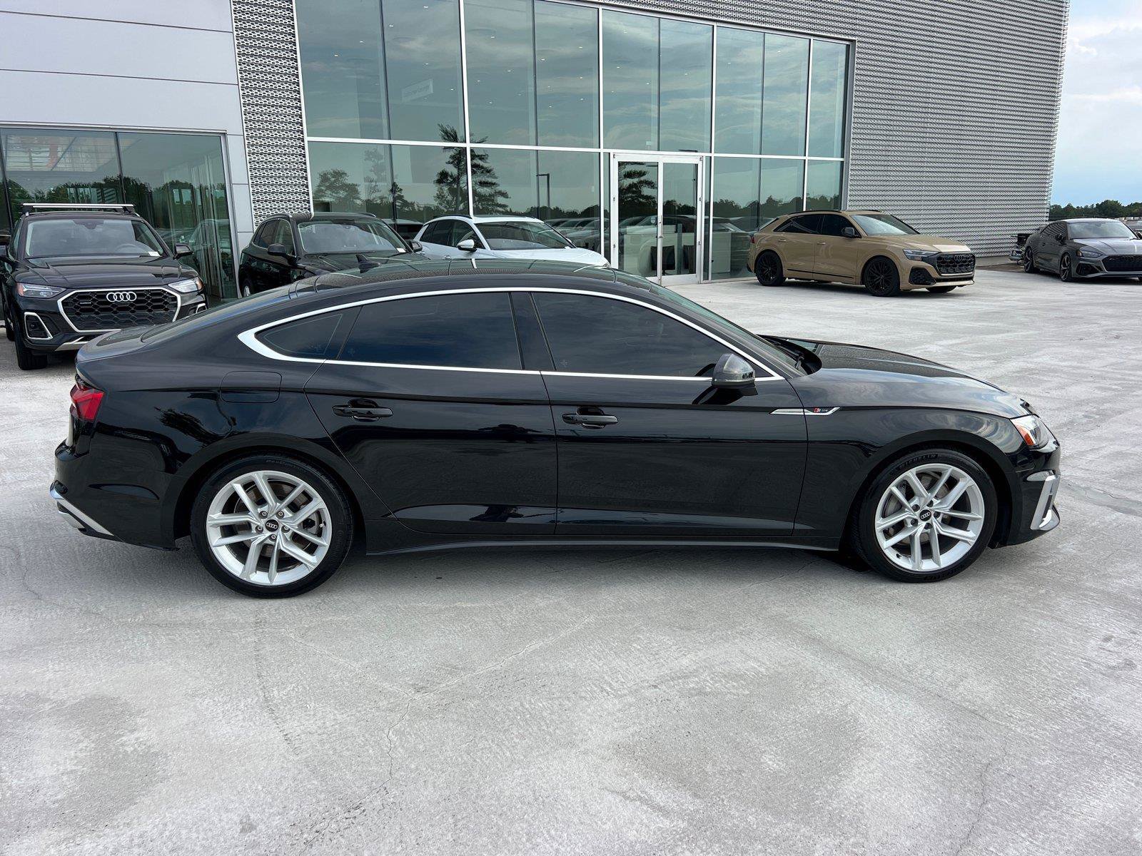 Used 2023 Audi A5 2.0T Premium Plus w/ Premium Plus AWD/4WD image 4