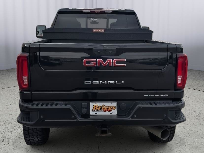 Used 2023 GMC Sierra 2500 Denali w/ Denali Black Diamond Edition AWD/4WD image 5